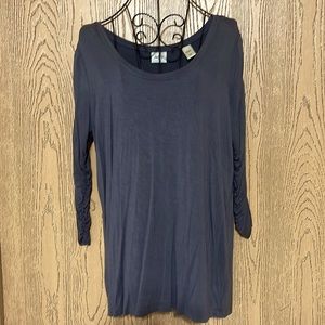 💖 Host Pick! 💖 [daytrip] Ruched Sleeve Top